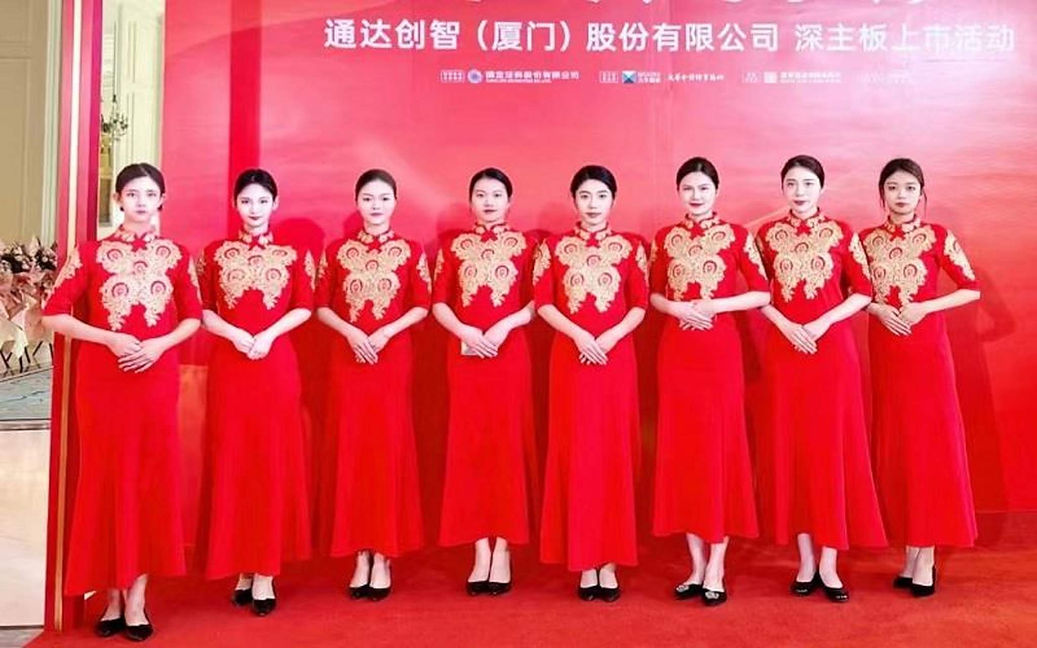 湘潭活動(dòng)禮儀模特公司與團(tuán)隊(duì) 專業(yè)禮儀服務(wù)塑造卓越活動(dòng)體驗(yàn)